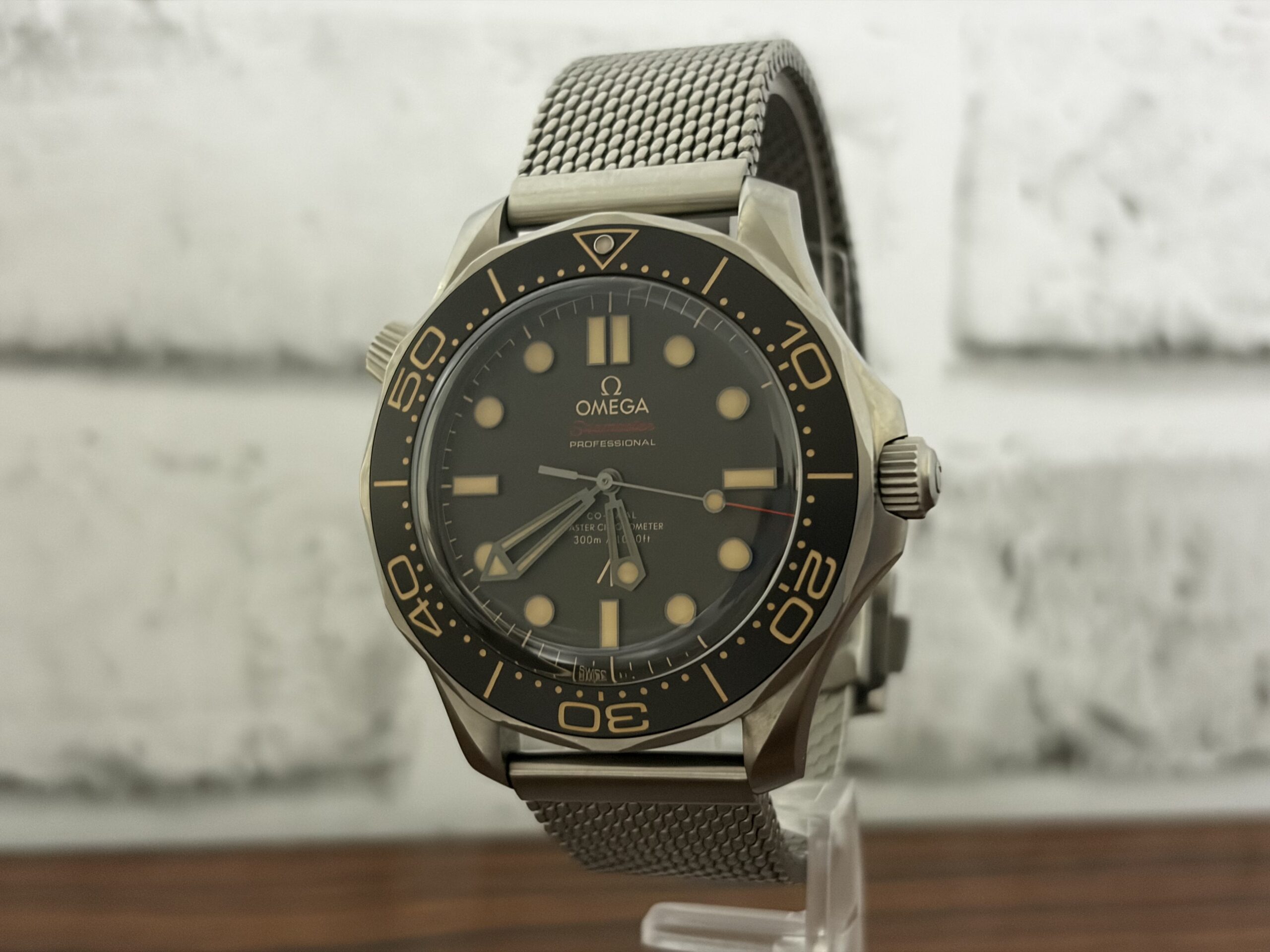 オメガ シーマスター ダイバー300M 007 エディション 210.90.42.20.01.001 の買取実績